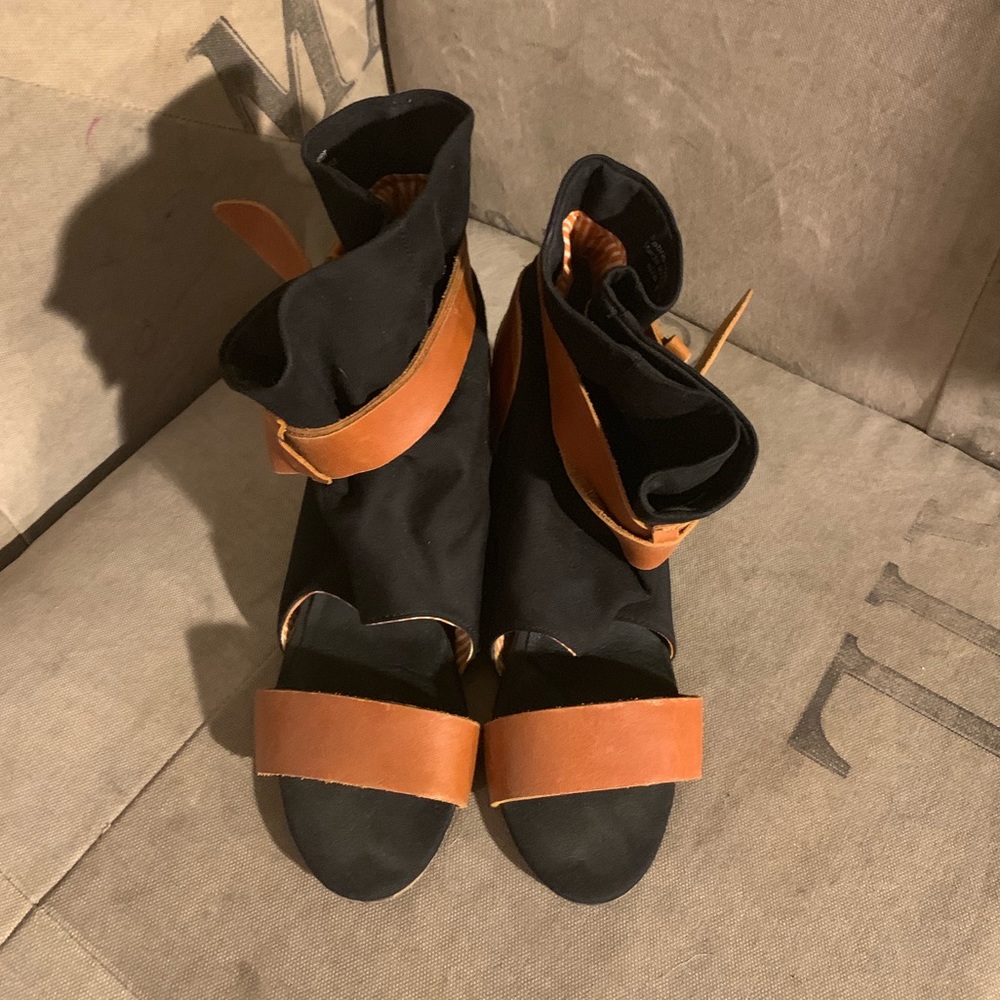 Slouchy Canvas Heels